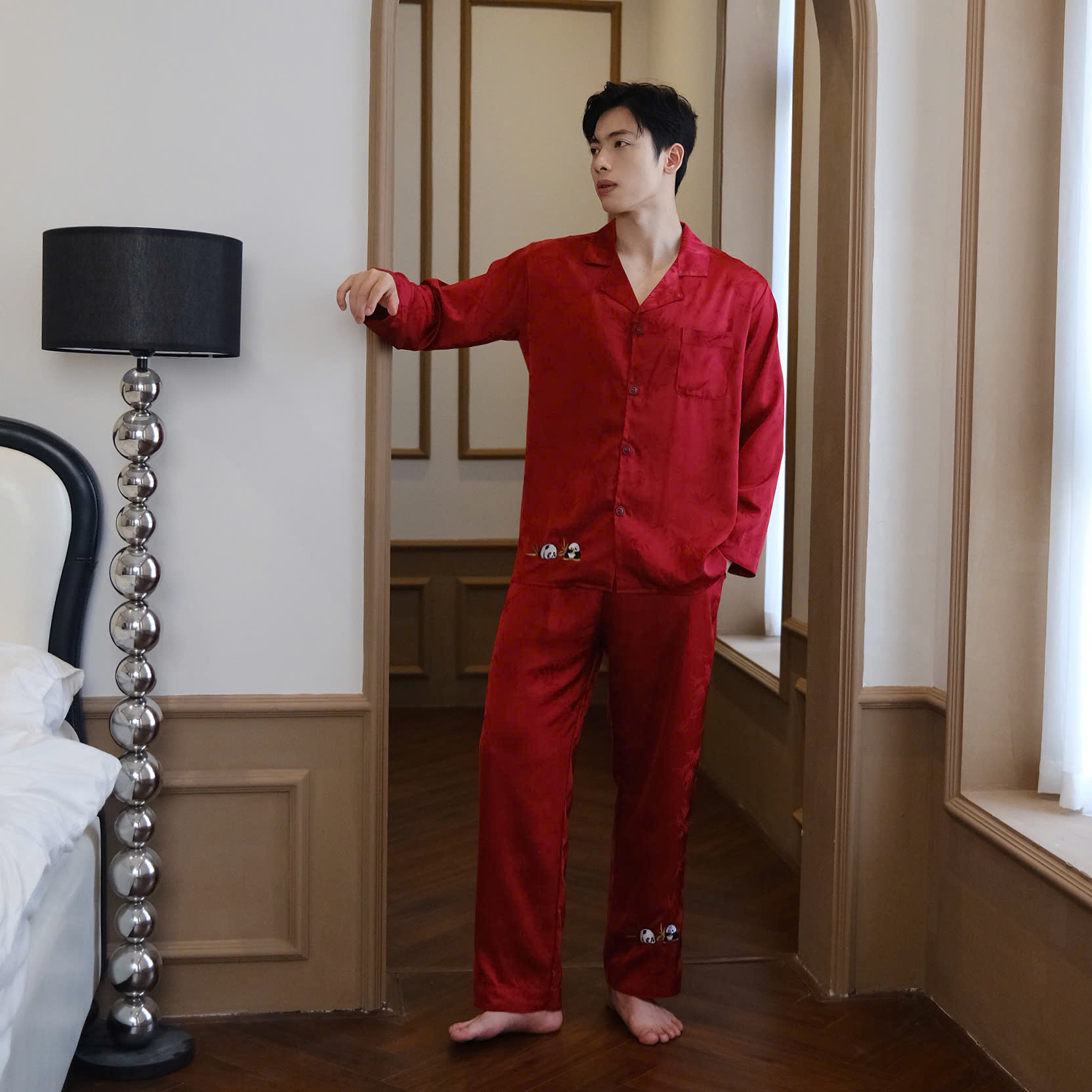 MỚI NHẤT| ĐỒ NGỦ ĐÔI NAM NỮ ĐỎ HOẠ TIẾT LÁ TRÚC DỄ THƯƠNG THANH LỊCH LT19 - Ảnh 4